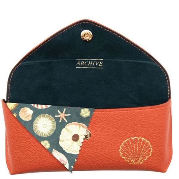 Archive Handbags - ❤️BUY 2 GET 1 FREE Archive Oceans Shell Glasses Case, Retail Price$27.99US